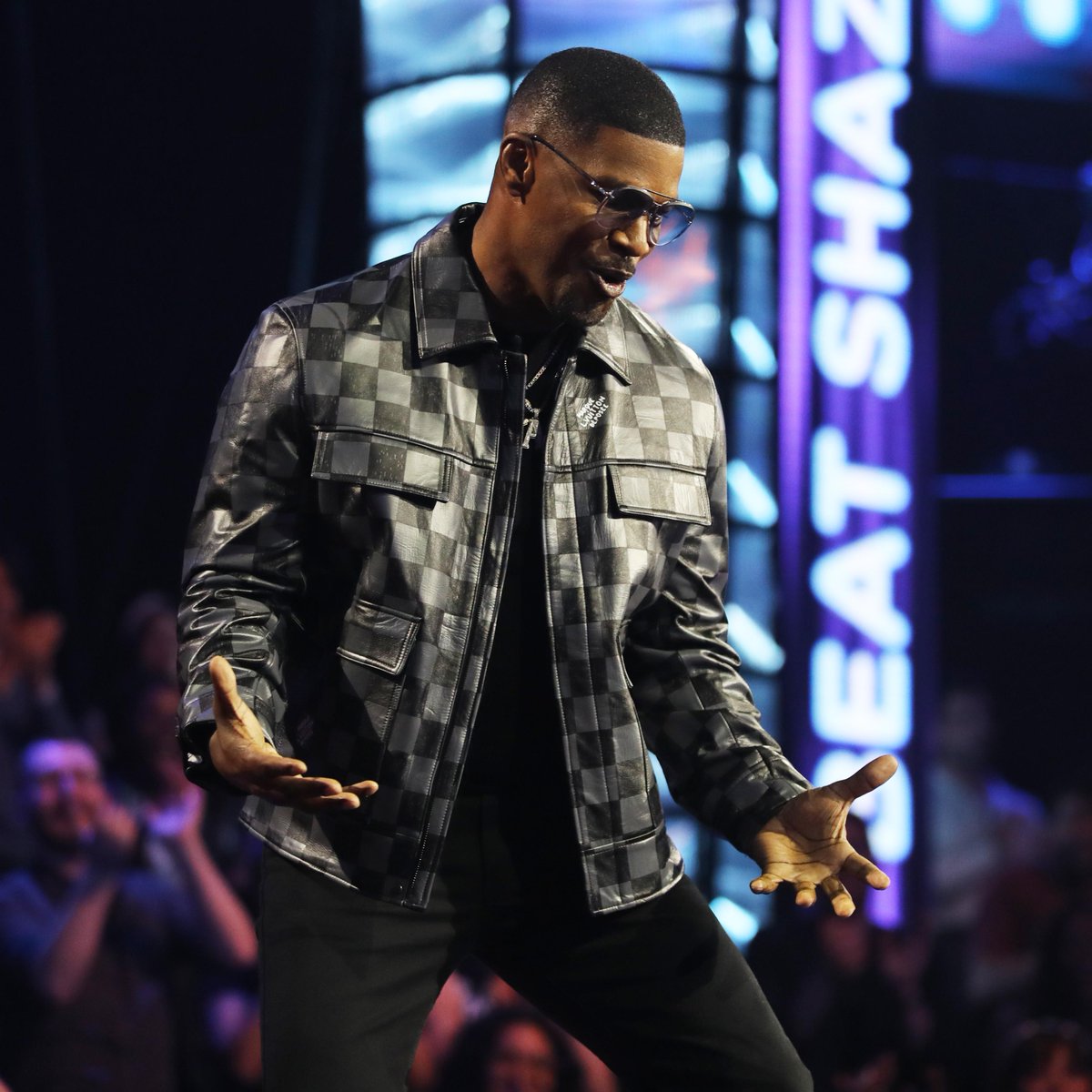 No one is as 🆒 as @iamjamiefoxx! We're only 2️⃣ days away from the party! #BeatShazam