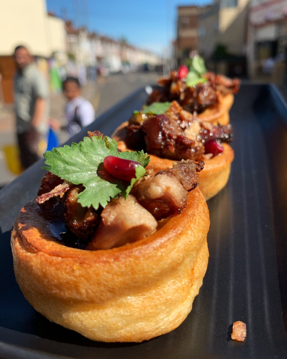 dingdinguk tweet media