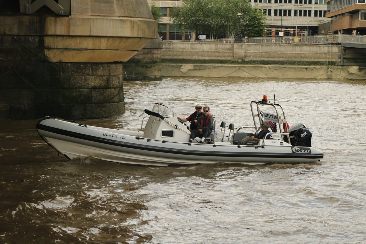 Thames Barge Driving tweet media