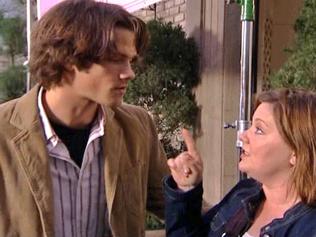 Since #littlemermaid hits theatres this week, here is a throwback of Jared Padalecki with Melissa McCarthy on the Gilmore Girls set ❤️