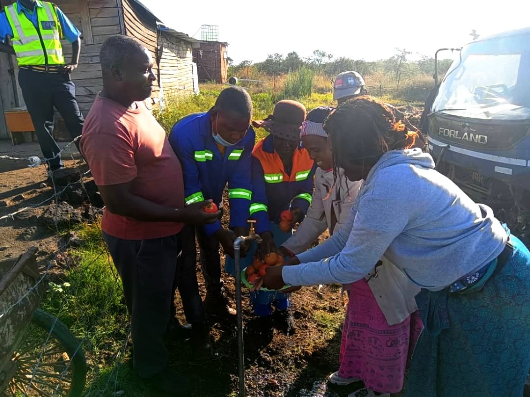 AfrochineZ's tweet photo. Mission accomplished... 
We care deeply about communities we operate in. Today we fulfilled a commitment to provide clean water to people living around our operations in Darwendale. Our work wasn't prompted by politicians or external players but by our values, love &amp; friendship. https://t.co/aiXCdY5SJX