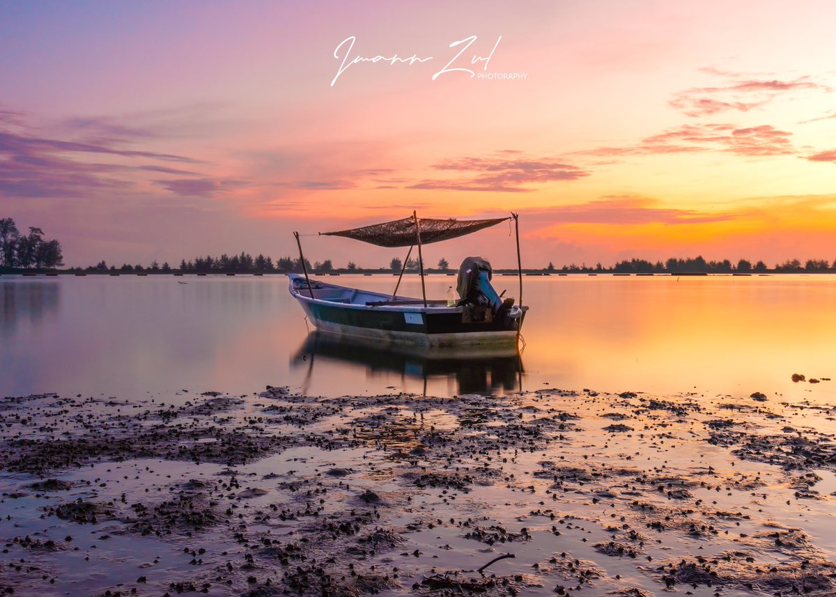 ✨New Drop✨

Hi everyone! Minted my first “high hopes” edition. Feel free to check this out guys! 

“Even the darkest night will end and the sun will rise.”

40 edition - 0.02 BNB

app.pentas.io/assets/0xCCf66…

#NFTphotographyMY #pentasian