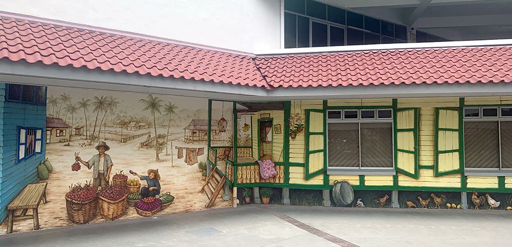 JNEO023's tweet photo. I was fascinated when I saw this beautiful mural along the Ang Mo Kio Town Council Office. Wouldn't it be nice if our younger generation had a chance to visit these kampung houses?

@ArtsAgeingNTU #AG6309Wk9AY21T3 #artsinthecommunity #kampungspirit https://t.co/U3rViFZbh3