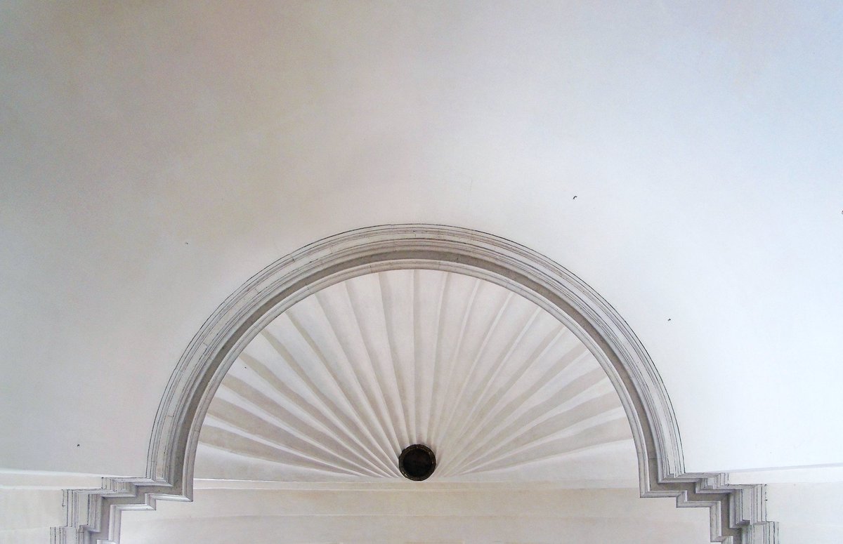 Fuori_magazine's tweet photo. Trailer: #Watchup! Coro del #Bramante, #SantaMariaDelPopolo #Roma https://t.co/FLePZFSucO