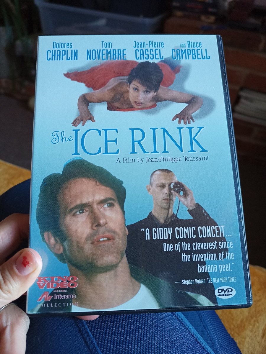 So, The Ice Rink ... Anyone seen it ? What are your thoughts? #brucecampbell #raredvds @GroovyBruce #frenchmovies
P.s 'Delores'..