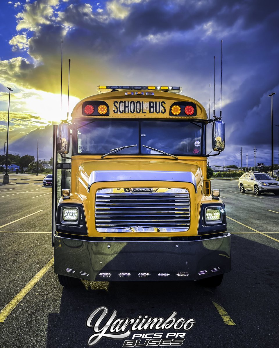 puertoricobuses's tweet photo. [FREIGHTLINER FS-65 SCHOOL BUS] #SpiderMan • Erick Transport By Tatito’s - 🇵🇷📷🔥🔥 | 📸: 27/02/2022
-
#FREIGHTLINER • #BLUEBIRDBUS • #TEAMPUERTORICOBUSES • #PUERTORICOBUSES https://t.co/byQHs0phNv