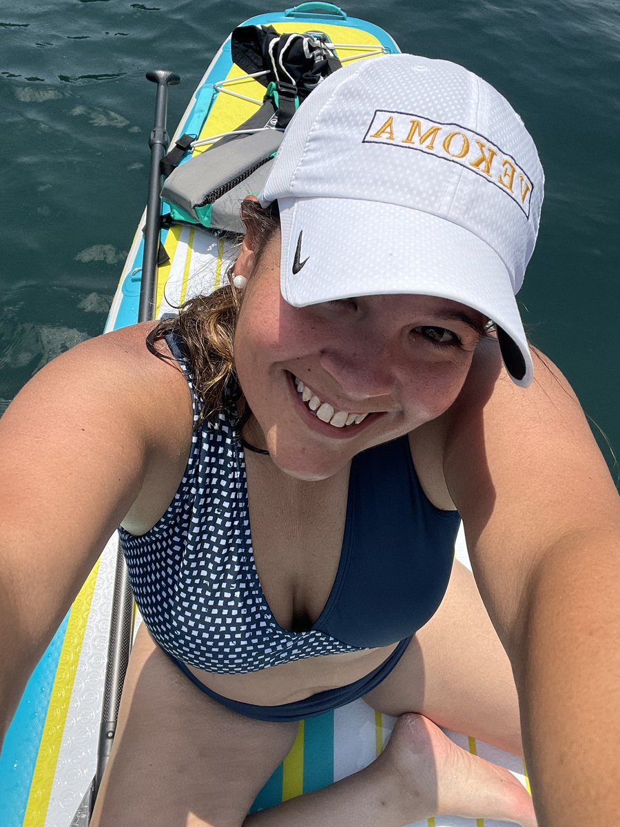 KentuckyFilly79's tweet photo. Absolutely gorgeous day on Lake Jocassee yesterday! Loving my @iROCKERsup AA11! Best purchase ever! #irockersup #suplife #gopaddle #paddlelife https://t.co/ryIE6WzPpJ