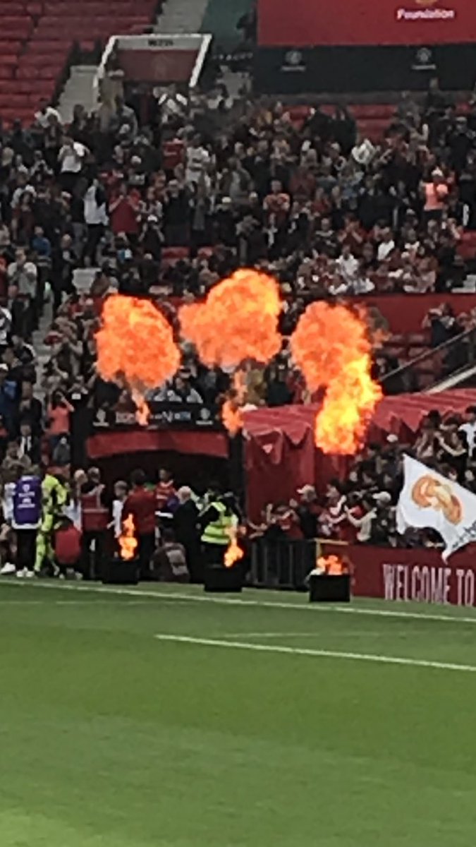 Manchester and Old Trafford you have been wonderful, always the loveliest, friendly people ❤️ #LegendsOfTheNorth