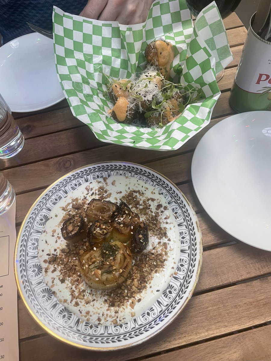 Had such a lovely evening <a href="/UnwinedSW17/">Unwined in Tooting</a> with delicious food and wine. #tooting #wine