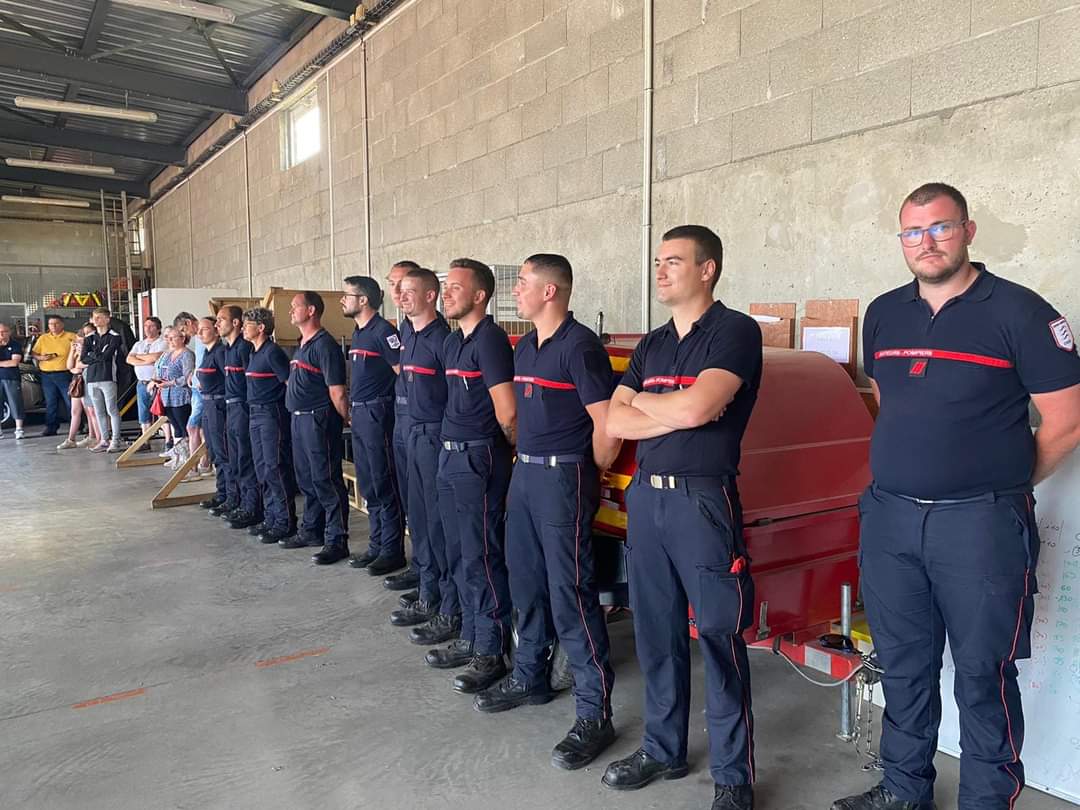 RemyAndriot's tweet photo. Vraiment un grand merci à l' @UnionPompiers18  et particulièrement @phstgenest64 , responsable des JSP,  aux encadrants et aux familles qui les accompagnent depuis ces 4 années 🙏👍👍👍 2/3 https://t.co/D1RbzSA6a1