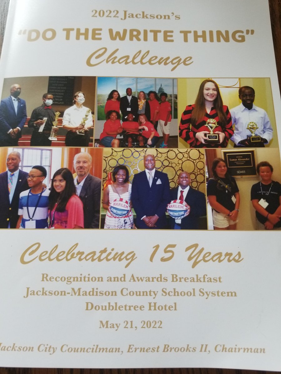 dblack307's tweet photo. I could not have been more proud of #JMCSS  Middle School students at the "Do the Write Thing" Award Banquet. The essays were outstanding! Thank you #JMCSS teachers and Principals for working  with  the students. https://t.co/W1nYfc8BnN