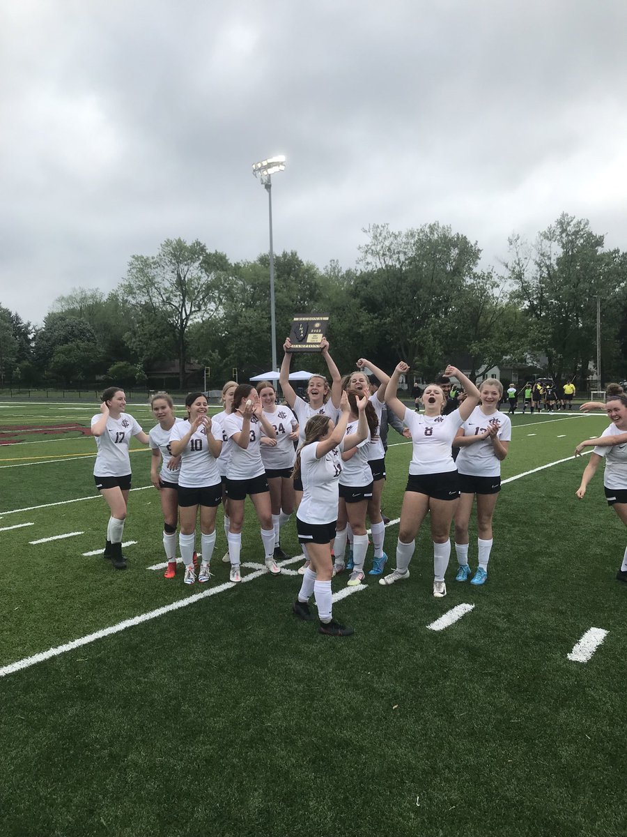 maroonathletics's tweet photo. Regional Champs! https://t.co/GjJhPsGokm