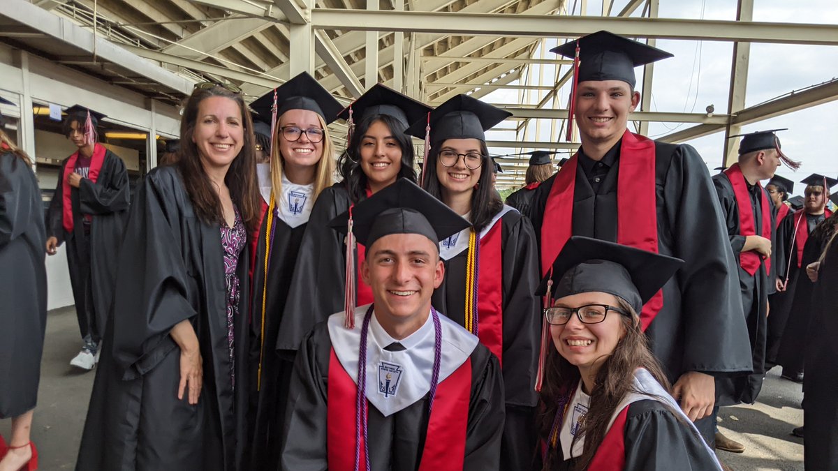 mrs_bokoch's tweet photo. Congratulations class of 2022! I will miss you!! https://t.co/lINShDUgJF