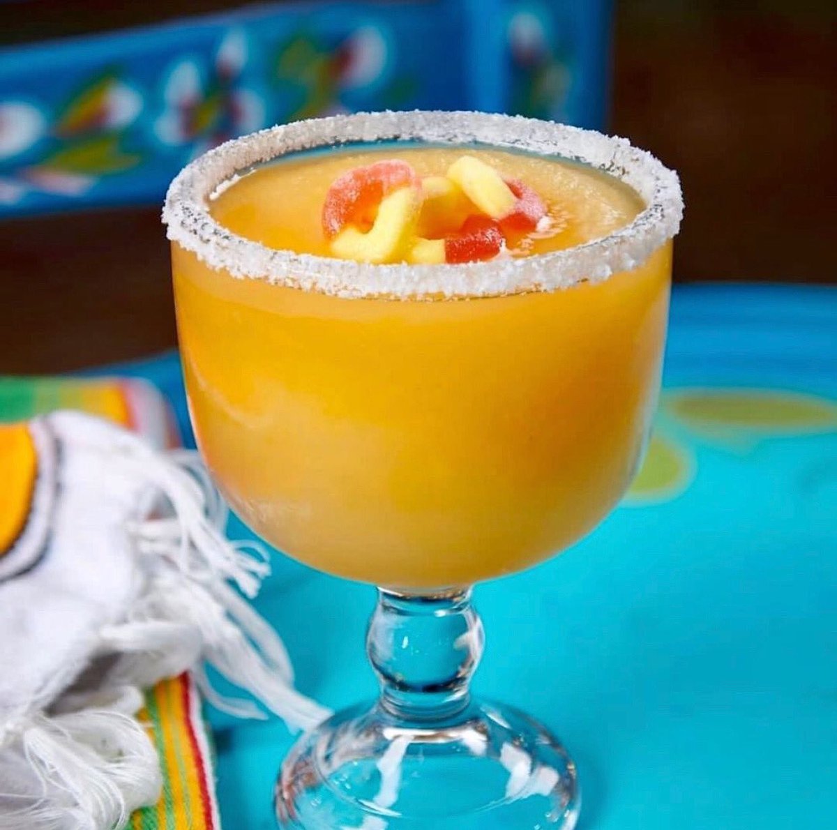 TexasBlends's tweet photo. One To Take The Edge Off ππ₯
βTexas Blends, Itβs In The Mixβ
#texasblends #premiumfruitmix #itsinthemix #realfruit #mango
#NOTPREMIX #Jaxsgrillhouston #daiquiri #margarita
#fruitmix #frozendrinks #drinks #houston #texas https://t.co/i0cUw6vhyL
