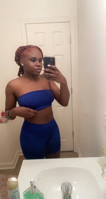 Your superior 👑 https://t.co/qsojTKtXwa<a href="/tag/ebonygoddess"class="tags"><span>#ebonygoddess</span></a><a href="/tag/ncfindom"class="tags"><span>#ncfindom</span></a>