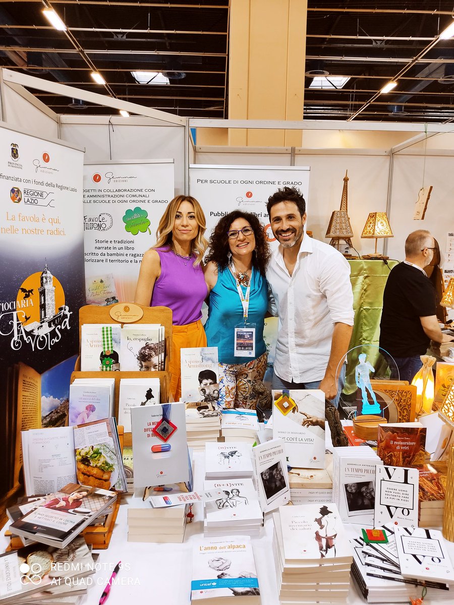 Nella casa di <a href="/GemmaEdizioni/">Gemma Edizioni</a> abbracci e sorrisi.
<a href="/federicacaladea/">Federica Caladea</a> <a href="/giammarcosicuro/">giammarco sicuro</a> 🌹