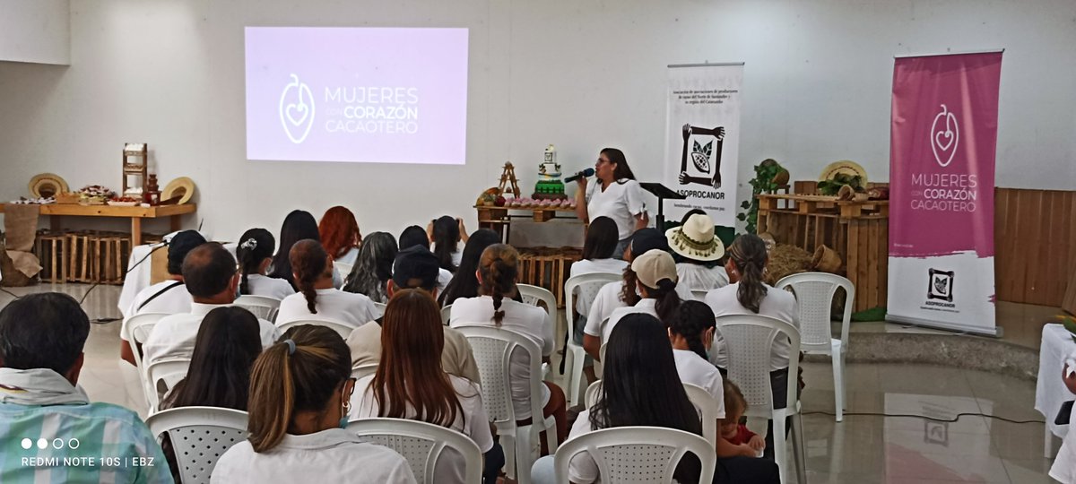 asoprocanor's tweet photo. Importantes avances, nuevos retos para todos los integrantes de la APP CACAO  #NorteDeSantander "Una alianza con sabor y aroma a Cacao" GRACIAS 🤝🏽🌱🍫  @USAID_Colombia @NTierraProspera @fedecacao @RenovacionCo @cccucuta @CRCNorte @GoberNorte  #MujeresConCorazónCacaotero #Cacao https://t.co/dErHlc79V4