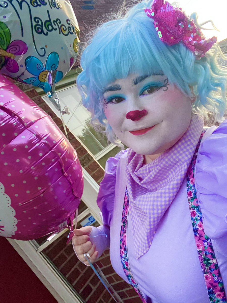 JessiSails's tweet photo. 🤡 https://t.co/xhRhIL3REr