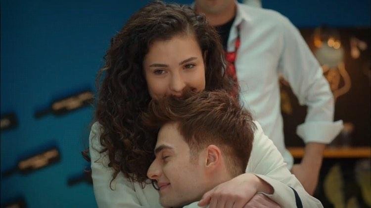 Toplamda 2 Milyon 354 Bin Rekor Oyla Ödülü Kazanan Fandom #AyBer 🏆🏆🏆