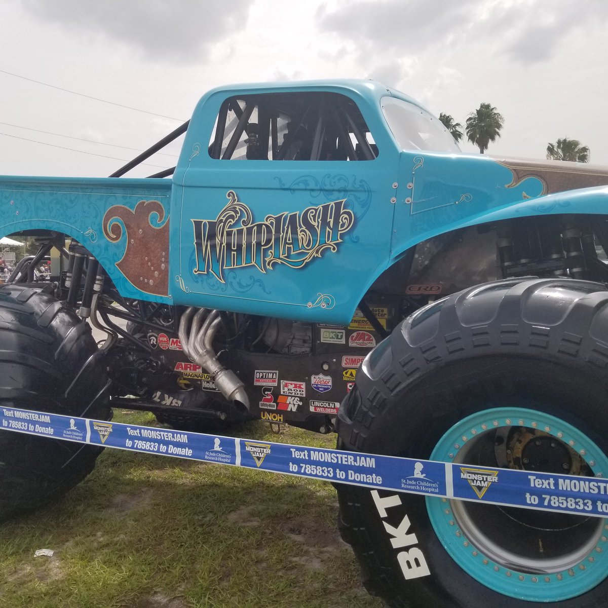 ACkingpin27's tweet image. #MohawkWarrior @GreatClips 
#ScoobyDoo
#Whiplash
#ElToroLoco
@MonsterJam #WorldFinals