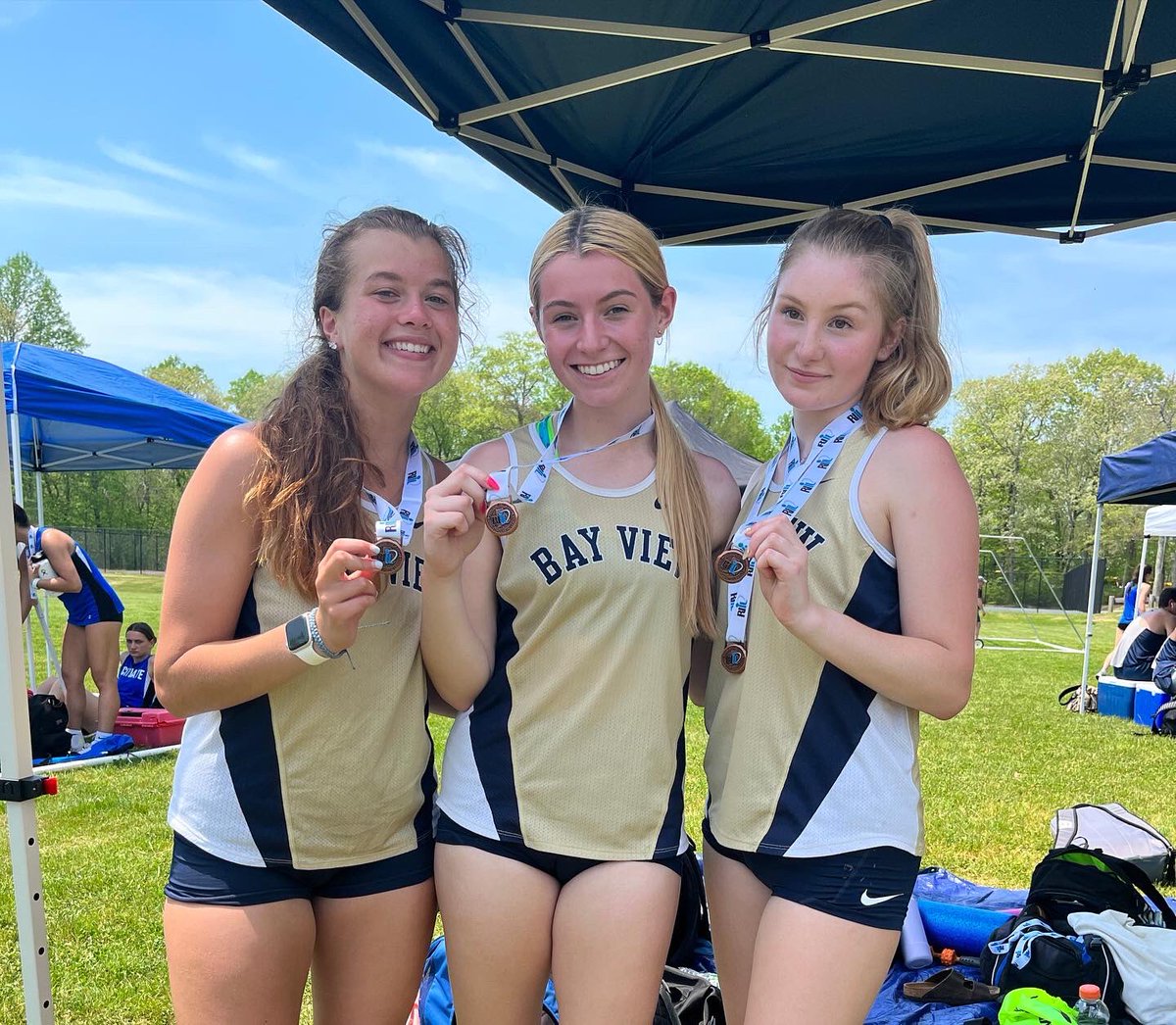 BVBengals's tweet photo. It was the hottest day of the new year but @bayviewacademy track and field was still able to bring home some bling! I think we need a bigger trophy case! #WErBENGALS🐯 https://t.co/vsSbh3KNfb