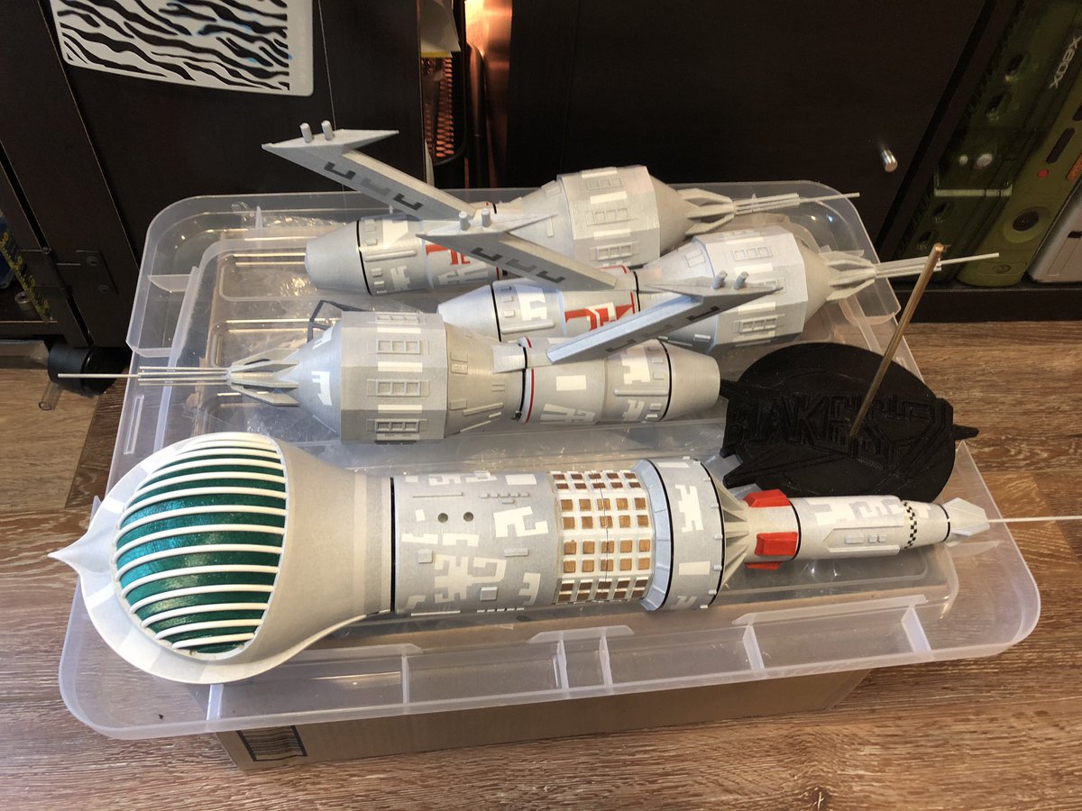 GeekToyLove's tweet photo. Finished the gold panels on the Liberator. The white on the cockpit and the black stripe around it is giving me grief but that and another couple of decals and sheβll be done https://t.co/B8poJ6j5xx