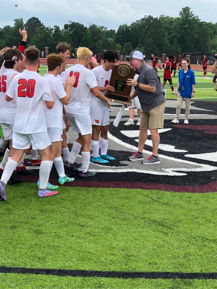farmcards's tweet photo. Today the Farmington Boys Soccer Team won the 4A State Championship! Congratulations to Coach Fonville and our kids on a great 4-3 victory over Clarksville! #ESED #CardinalNation https://t.co/mHIRBy9fDW