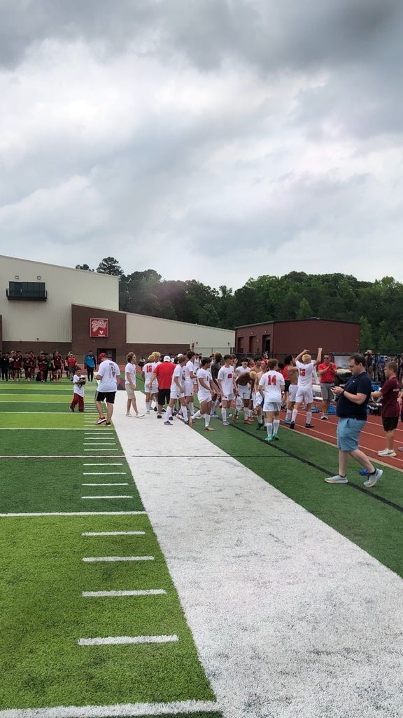 farmcards's tweet photo. Today the Farmington Boys Soccer Team won the 4A State Championship! Congratulations to Coach Fonville and our kids on a great 4-3 victory over Clarksville! #ESED #CardinalNation https://t.co/mHIRBy9fDW
