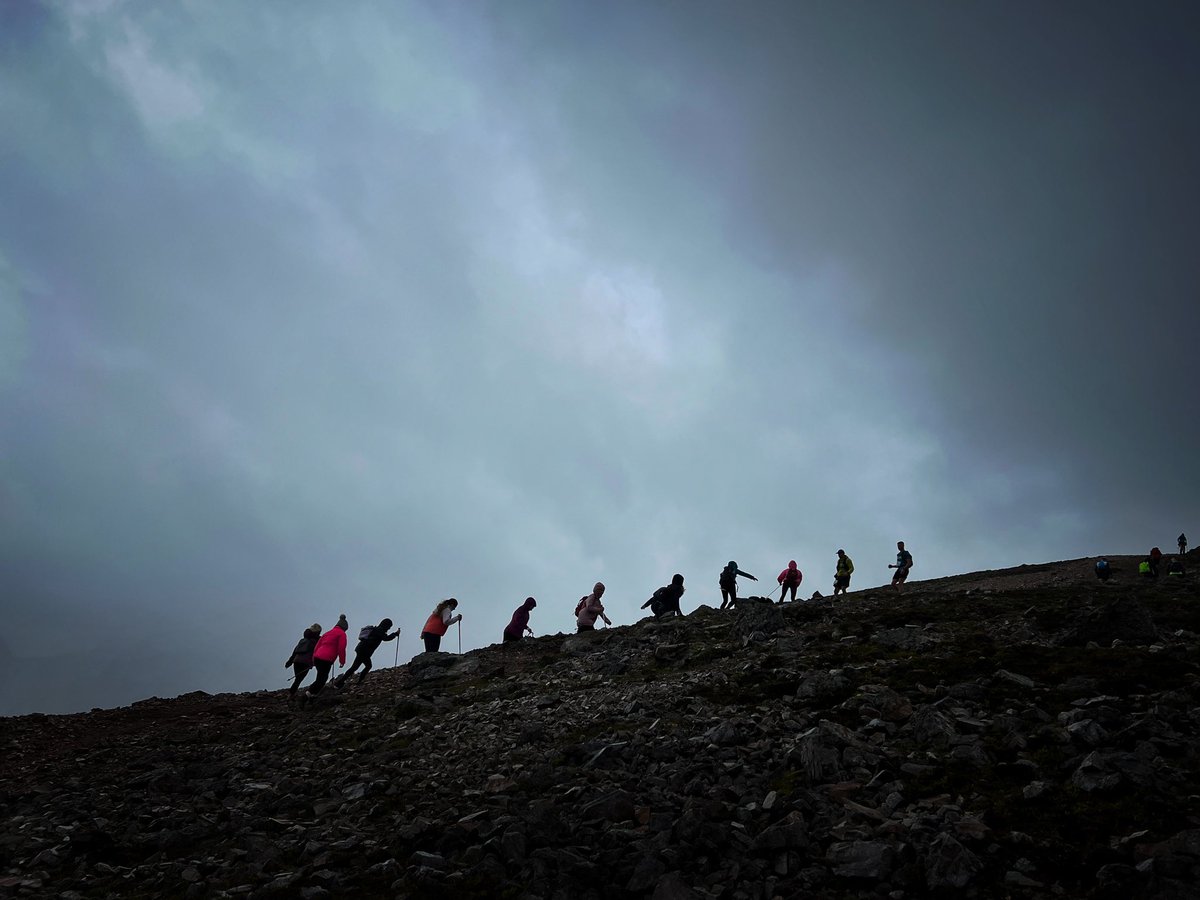 MalMccann's tweet photo. Seven Sisters Skyline, first #mountainrunning World Cup race of 2022 #donegal #errigle #sevensistersskyline #runireland #shotoniphone #mobilecreators https://t.co/brx1Iby2i4