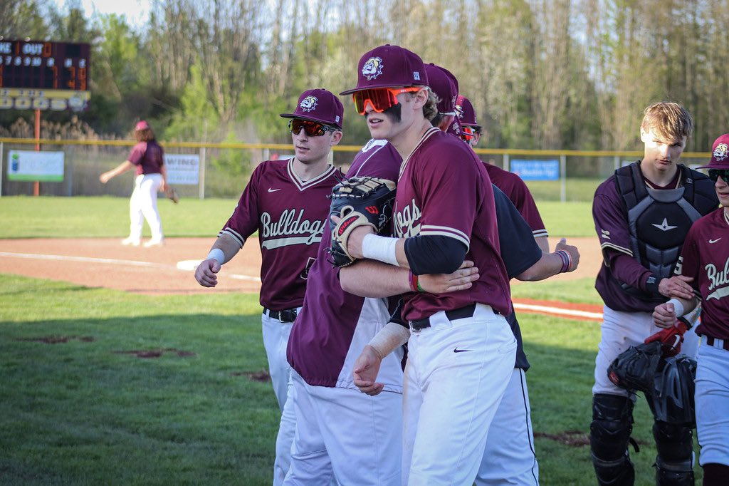 Bryce Fordyce (@dyceb) on Twitter photo Senior…Bandit battled adversity early with injury I am beyond proud of your work ethic during the off-season, the leadership you had all around, and who you are on/off the field you are what being a leader is all about it was a pleasure being your coach all love 🤞🏻<a href="/ZacFuller8/">Zac Fuller</a> Senior…Bandit battled adversity early with injury I am beyond proud of your work ethic during the off-season, the leadership you had all around, and who you are on/off the field you are what being a leader is all about it was a pleasure being your coach all love 🤞🏻<a href="/ZacFuller8/">Zac Fuller</a>