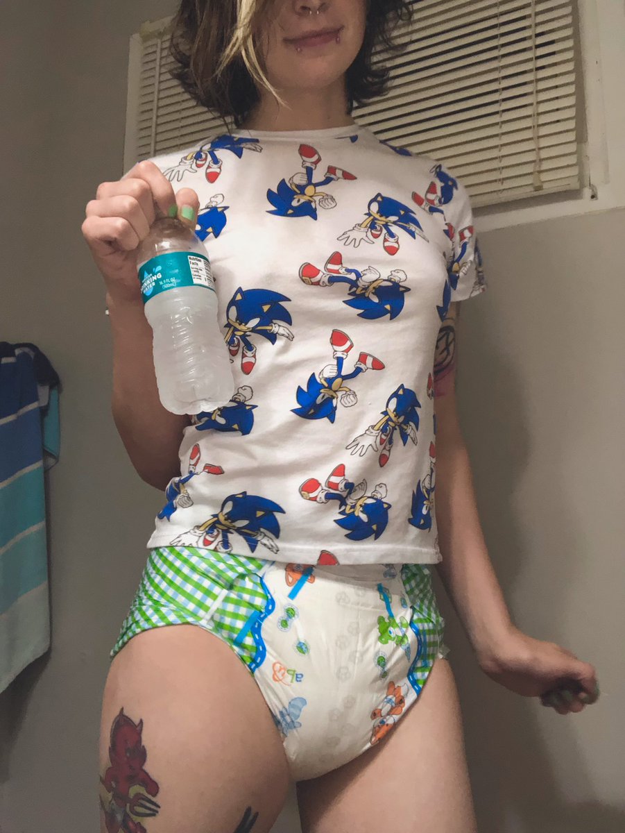 d_subby's tweet photo. ..so you gonna change me or just stand there?? >~< https://t.co/Rc6cbxrhfX