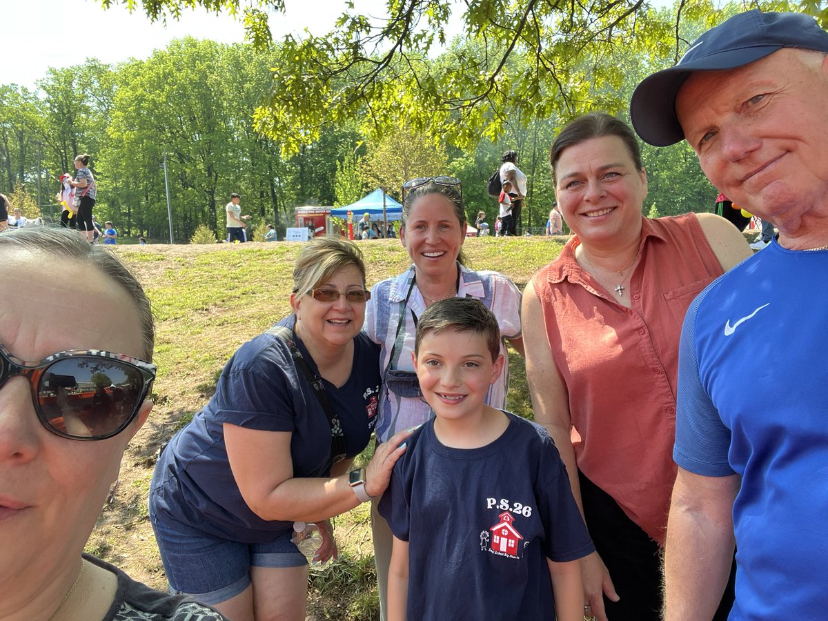 Cheer squad - Go PJ.  Car 244 racing for the #smallschoolwithbighearts. Shout out to the @SIBOD31 for putting on such a great race.