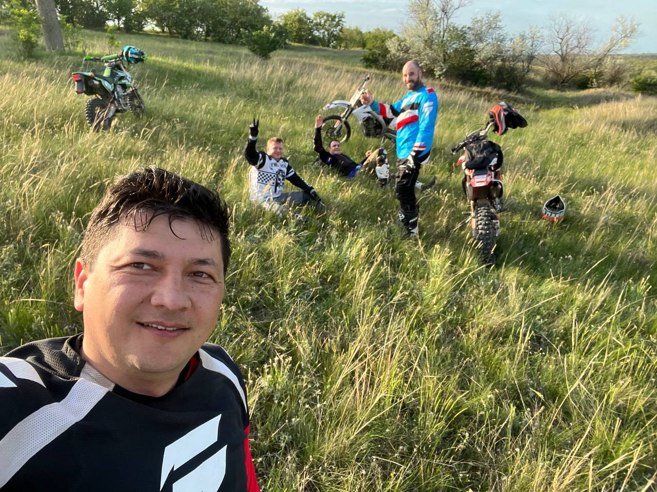 Віталій Кім / Vitaliy Kim on Twitter: "Доброго вечора, ми з України ...