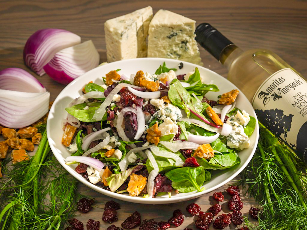 bar_verona's tweet photo. Who says salads have to be boring? Try our "Michigan Inspired" salad, on special for a limited time! 😍

See you soon 😉

📍 500 Loop Rd, Commerce Charter Township, MI 48390

#BarVerona #weekend #CommerceTownship https://t.co/DKuV73jAoZ