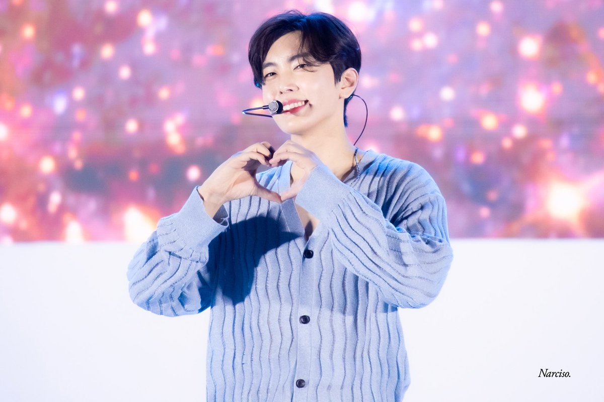 narciso_yoon's tweet photo. 220520 순천 전라남도체육대회 
#재윤 #JAEYOON #SF9 #에스에프나인 https://t.co/4XeC8gNHMC