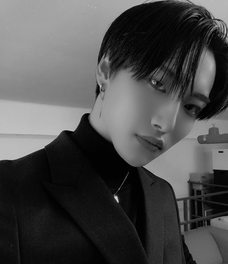 SANT4NIC's tweet photo. ♡︲⦂ 𝐝𝐚𝐭𝐞 𝐧𝐢𝐠𝐡𝐭 𝐰𝐢𝐭𝐡 𝐛𝐚𝐞.  ۫ ּ  

#AtinySelcaDay #ATSD #SEONGHWA 
#에이티즈 #ATEEZ ♡ https://t.co/DQYEvCbRsi