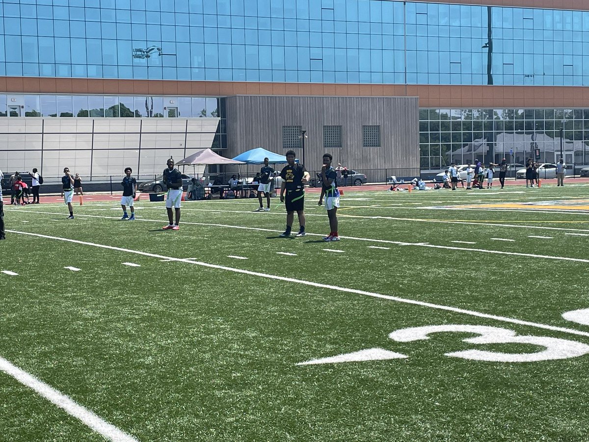 HCFootball_Pres's tweet photo. The Bridge Academy Charter School Panthers 42-0 over the Bucs! @EducatorECT @HCFootball_Pres @WHHSPresidents @BridgeAcademyCT https://t.co/TBxBypWqPM