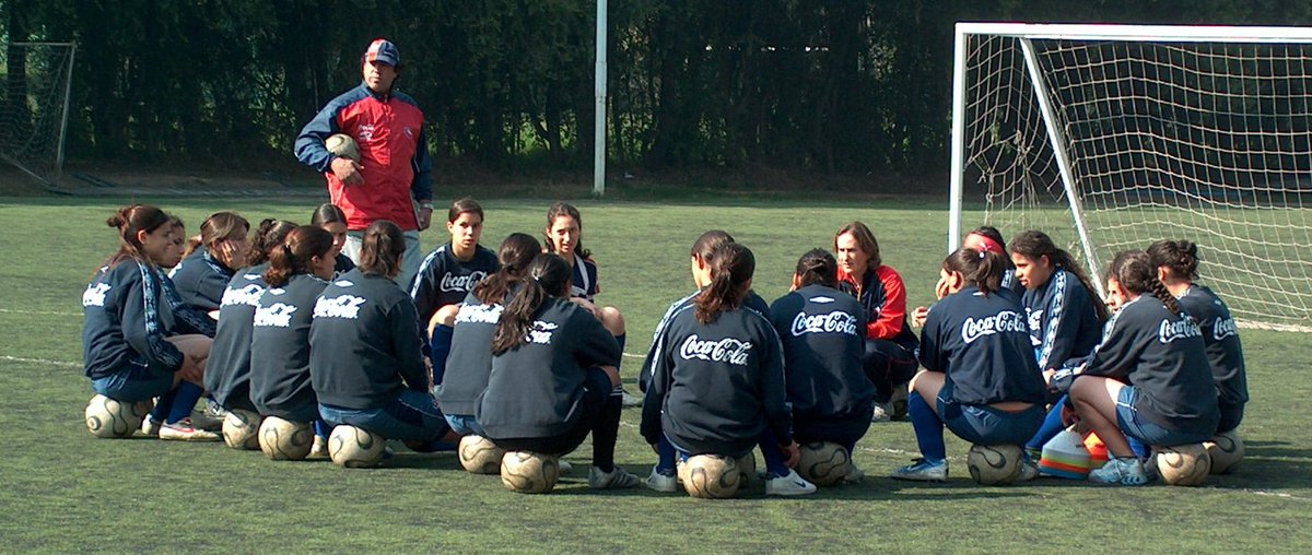 Descansa en paz, amigo Marco.  Envolveré tu recuerdo con todas esas bromas, carcajadas y sonrisas que siempre llevabas contigo. ¡Te echaré de menos!