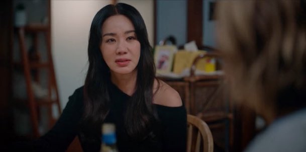 winterbearjm's tweet image. ดู #OurBluesEp13 แล้วยกให้เรื่องของ มีรันกับอึนฮี เป็นอีกตอนที่ชอบในเรื่องนี้เลย  นึกถึงคำพูดที่ว่า ‘ยิ่งสนิทกันแค่ไหน ก็ต้องถนอมน้ำใจกันให้มากๆ’ อะไรแบบนั้น  มีรันก็เป็นตลค.เทาๆอ่ะ พูดอะไรไปแบบไม่นึกถึงใจคนฟัง แต่พอรู้ตัวก็พร้อมที่จะขอโทษอย่างจริงใจ แต่อึนฮีเลือกที่จะไม่บอกอะไร