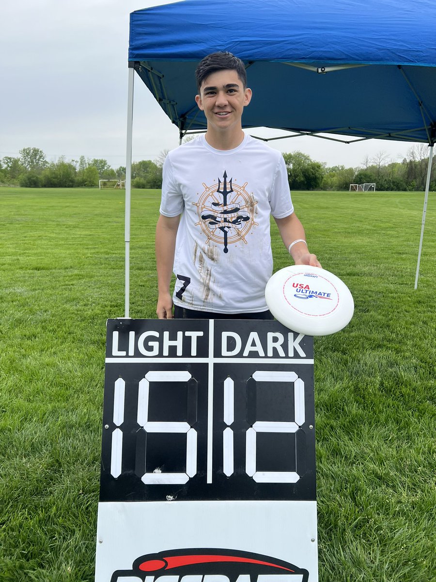 Game 2: Navy takes the win 15-12 against Williams. A great come back with 5 breaks in a row to close things out.