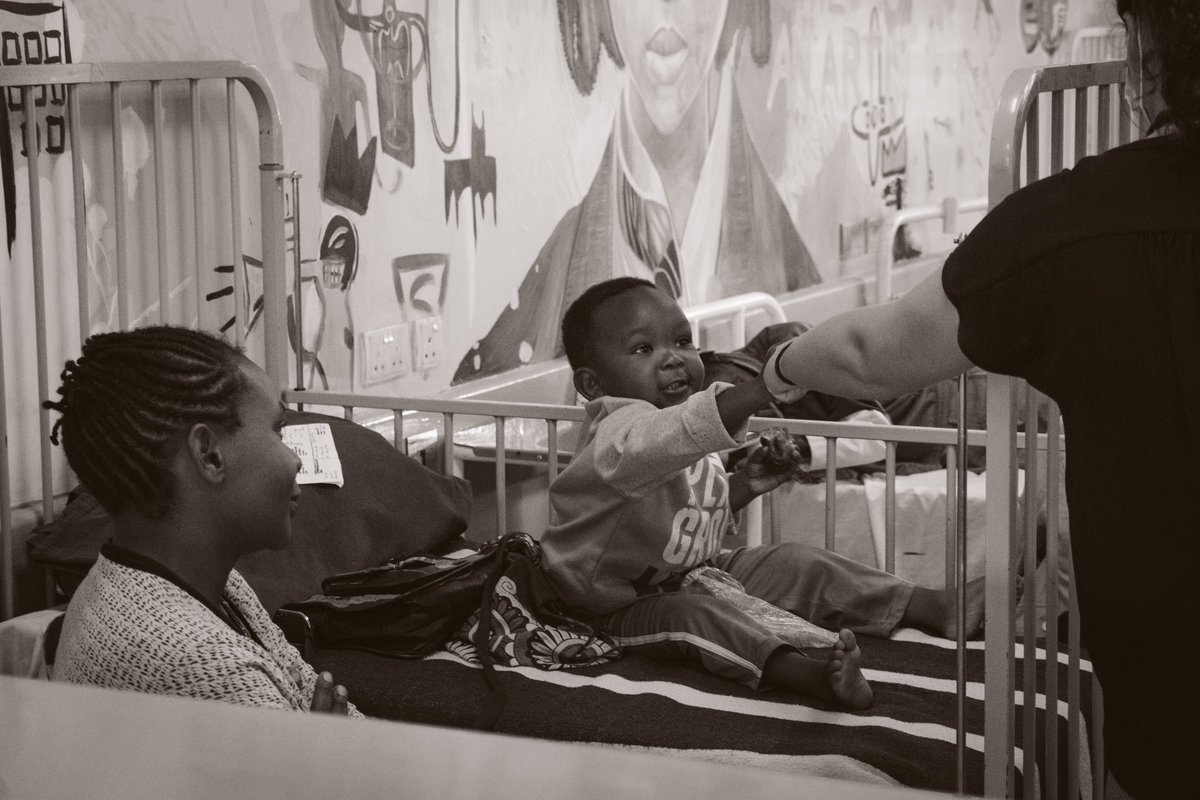 Anyone else need a fistbump today? If so, here you go 👊🏾🇲🇼

#MercyJamesCentre is helping kids like this everyday to make sure they are their healthiest selves! Zikomo (thank you) to all of you who make it possible everyday ❤️