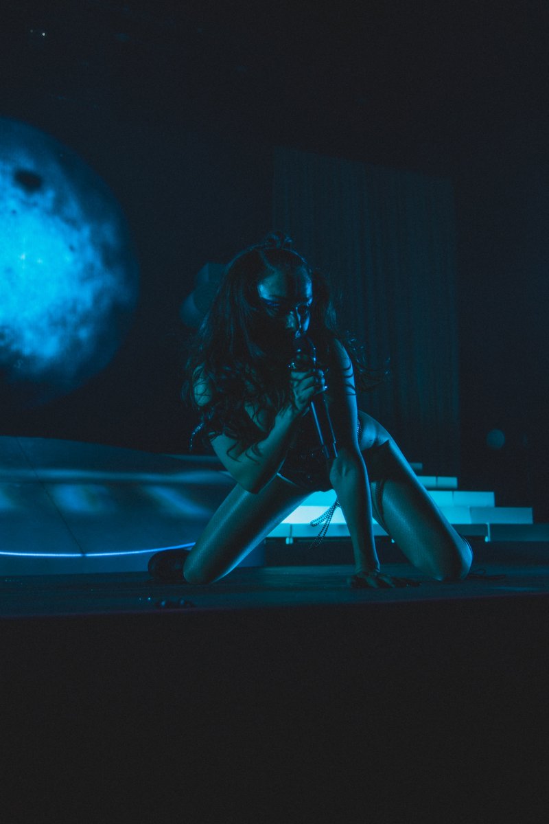 🩸 sold out in Norwich tonight! i go on at 8pm and <a href="/yeul_e/">yeulestudies</a> at 7pm 🩸