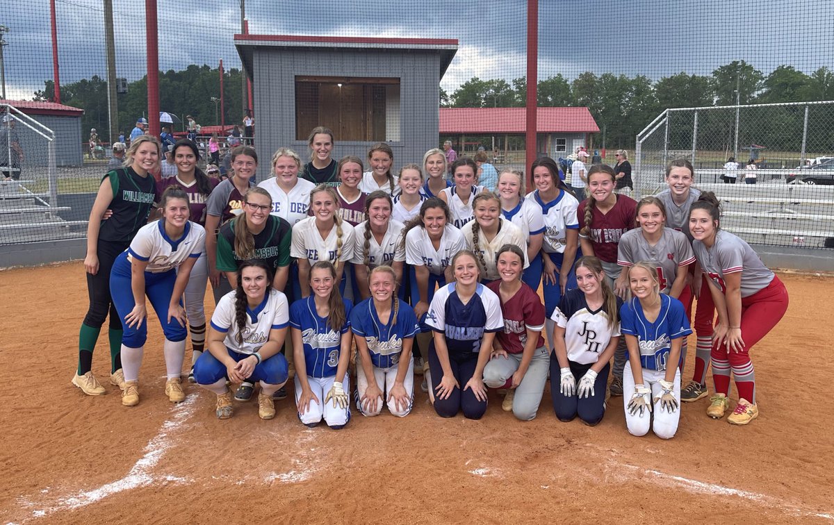 PDAGoldenEagles's tweet photo. Congratulations to our 2022 🥎 All Star Game participants: Allison Carter, Allie Briley, Jordan Perritt, Lizzie McCaskill, Maddie Coward, and Gracyn Hyatt. https://t.co/BxFSs1mUxi
