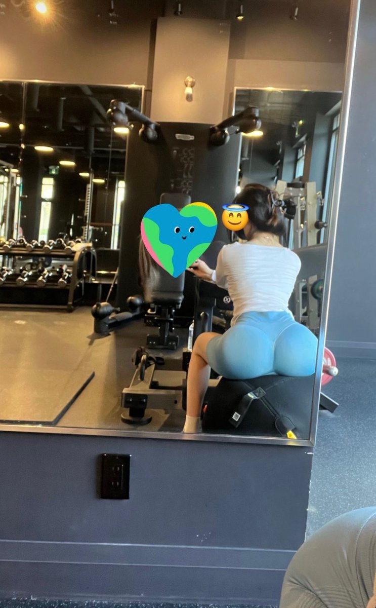 Alina Duangsidaa tweet media