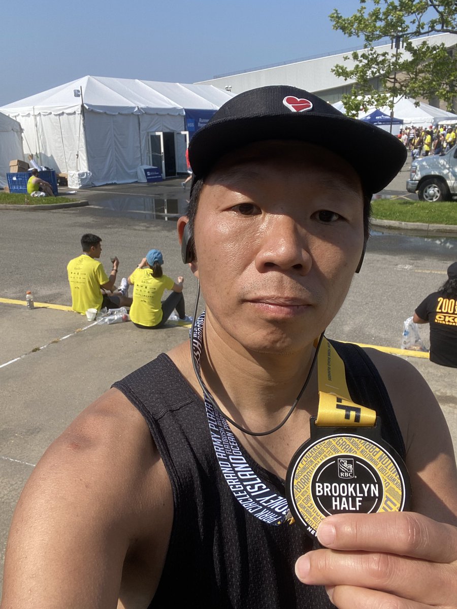 flytip's tweet photo. Did another 13.1 miles with my sister this morning. Grateful that my old man running saga continues. #RBCBrooklynHalf #RunningNeverStops https://t.co/goUgrfifoI
