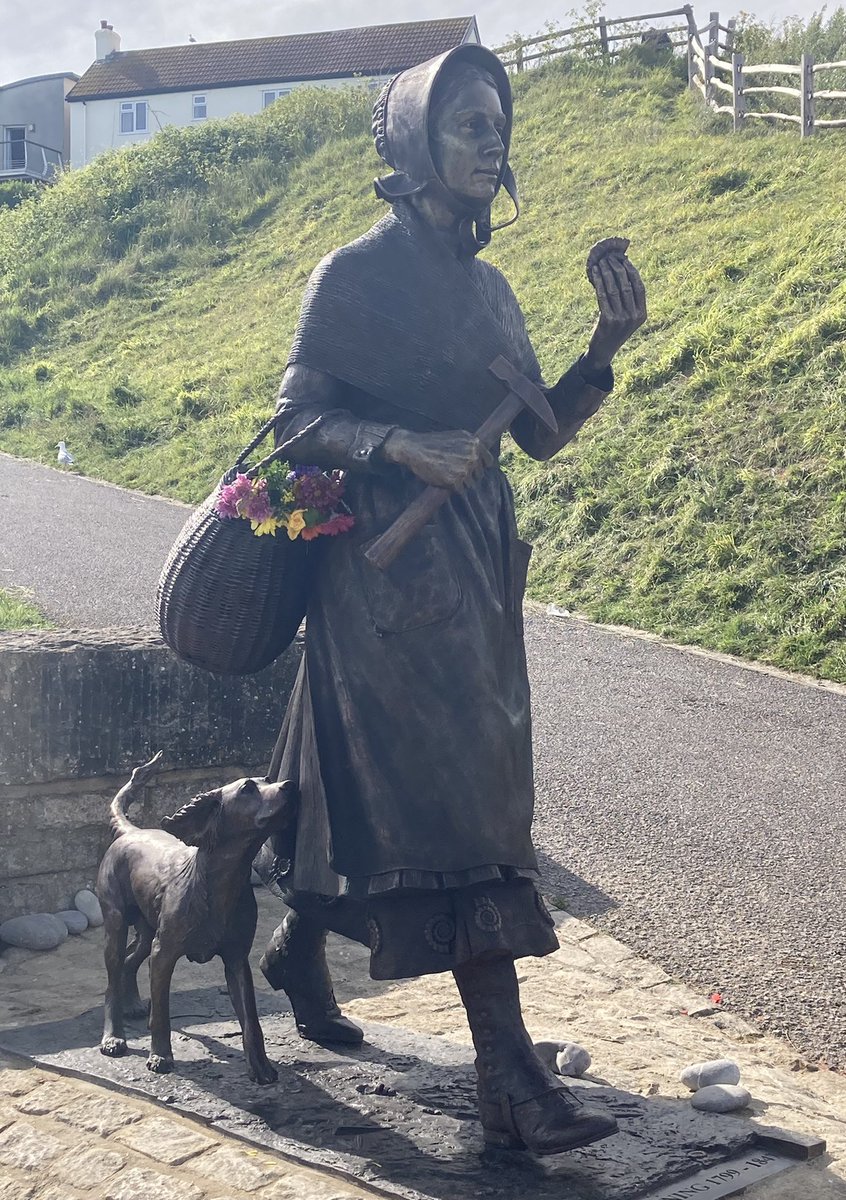 richardabetts's tweet photo. Congratulations @MaryAnningRocks ! YOU DID IT!!

A long overdue statue of Mary Anning in her home town of Lyme Regis! 

A lovely afternoon at the unveiling ceremony, with inspirational speeches by @Tracy_Chevalier @jurassicg1rl @Dean_R_Lomax @theAliceRoberts and others

(thread) https://t.co/vBYi52LBpf