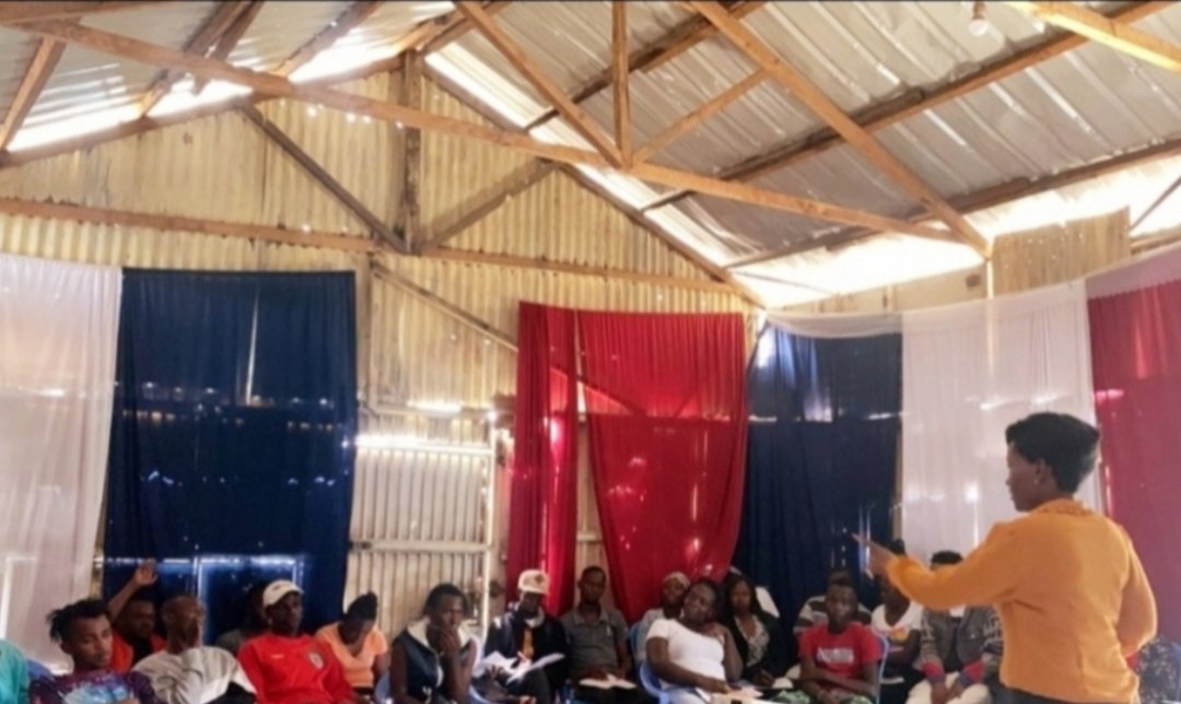 mmcandice3's tweet photo. This year,i was privillaged to interact with and empower the youth of #Eastleigh,Mukuru Kwa Njenga #Mathare and #Dandora slums on lifeskills.
This was in conjuction with #CAPMH-Coalition Action for Preventative Mental Health, #NairobitsTrust and #Albain Institute.. https://t.co/5lNl6Lev2p
