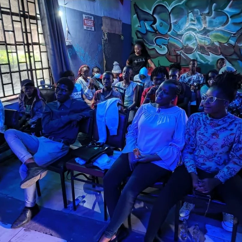 mmcandice3's tweet photo. This year,i was privillaged to interact with and empower the youth of #Eastleigh,Mukuru Kwa Njenga #Mathare and #Dandora slums on lifeskills.
This was in conjuction with #CAPMH-Coalition Action for Preventative Mental Health, #NairobitsTrust and #Albain Institute.. https://t.co/5lNl6Lev2p