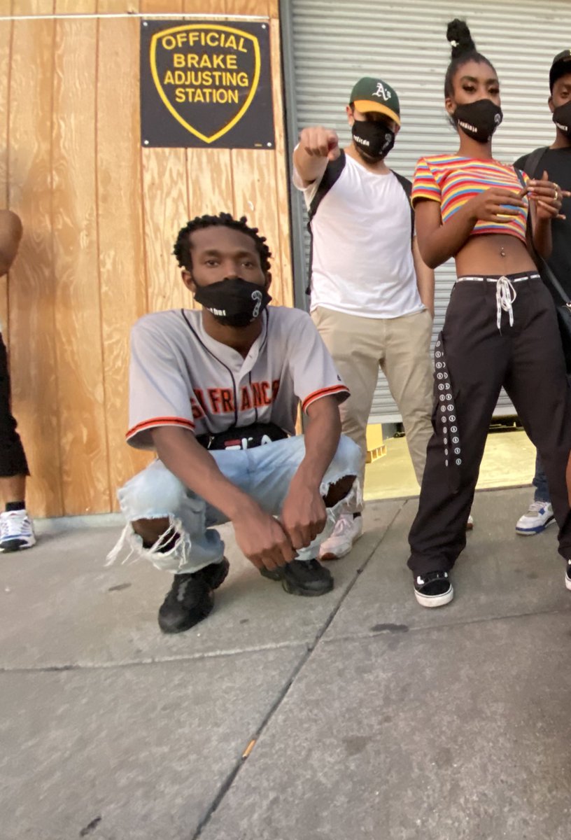 Shmoplifetae's tweet photo. TODAY WE DANCE FOR YOU BROTHER ! I love you so much Z, I don’t know how to process this. idk what to do without next to me brother. ON GOD YOU WILL NEVER BE FORGOTTEN. 💫🥺 #LONGLIVEZEE
UNKNOWN TILL THE END🤍🖤👁🗨 https://t.co/9Ywo0eSzGB