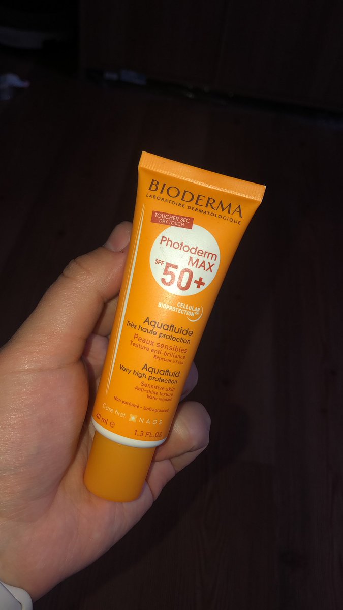 keeduviiner's tweet photo. @KerttuKirjanen See ja Naïfi beebide spf50 toimivad mul kõige paremini. Bioderma on väga vesise konsistentsiga, Naïfil nii piim kui kreem. https://t.co/9NKEa8UKGc